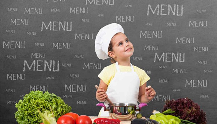 5 Super Foods For Eyelash Growth