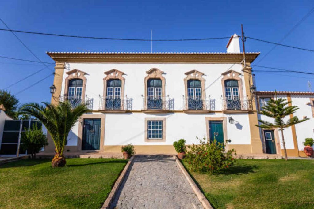 The Mojo Dojo Casa House For Sale