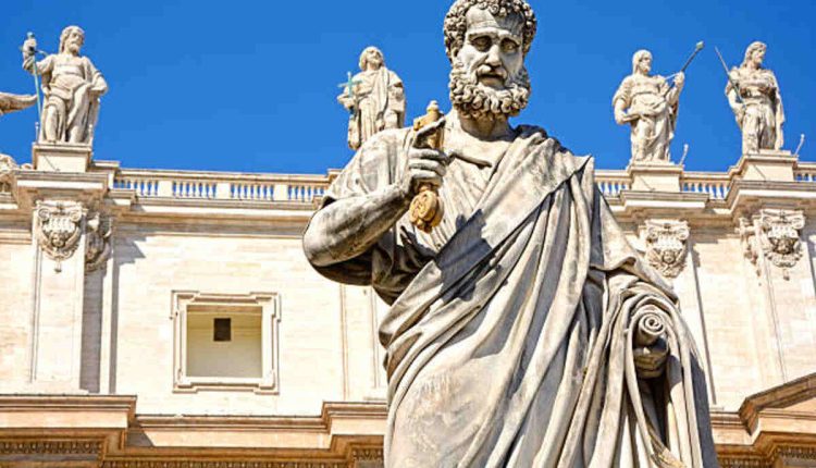 How Tall is Peter Doocy?