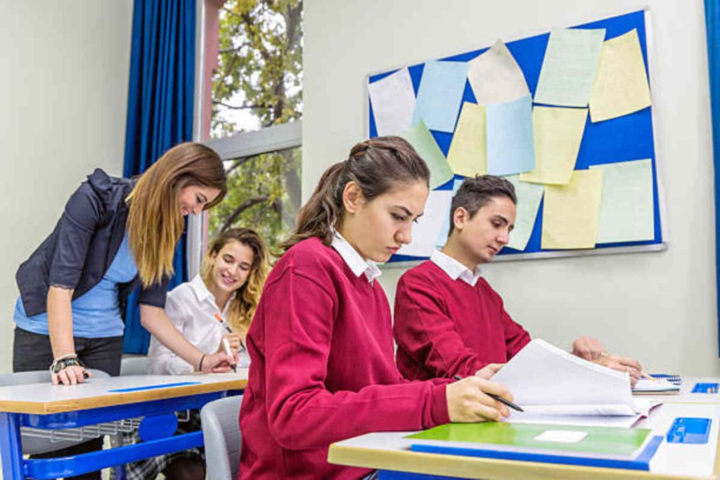5 Skills You Must Master If You Want to Learn English