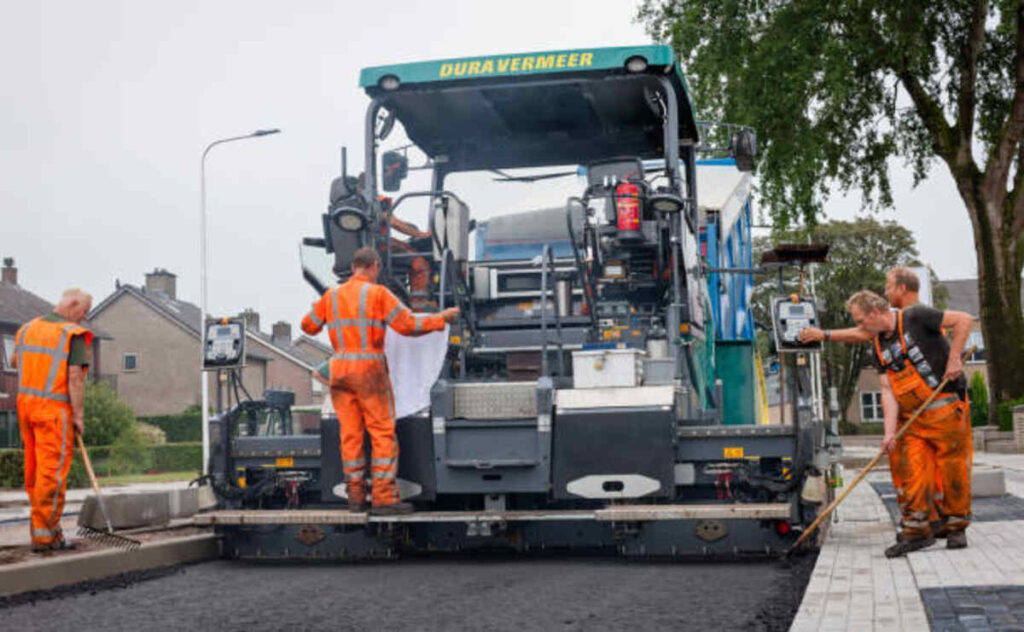 Benefits of Riverside Asphalt Paving Services